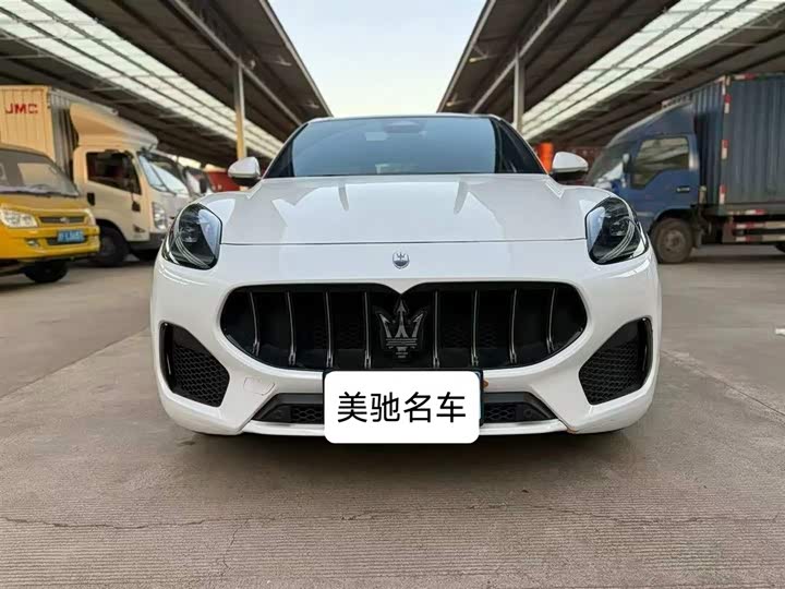 Фото 2 - Maserati Grecale