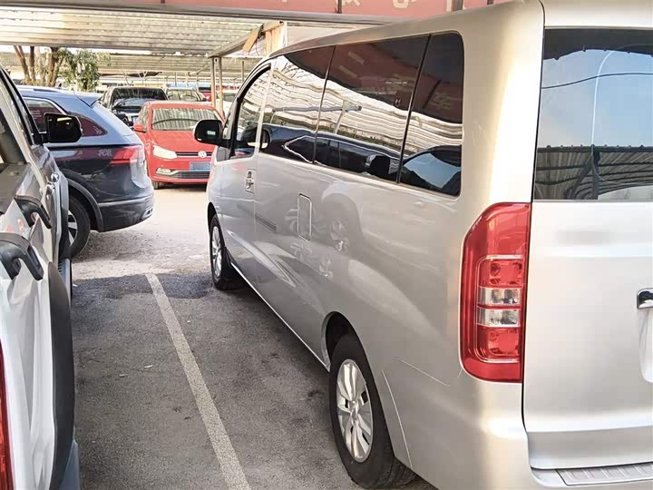 Фото 5 - JAC Refine M3