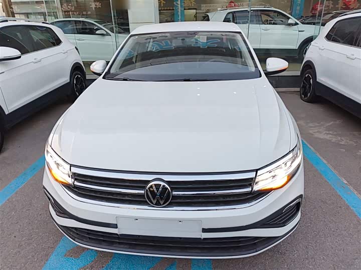 Фото 3 - Volkswagen Bora