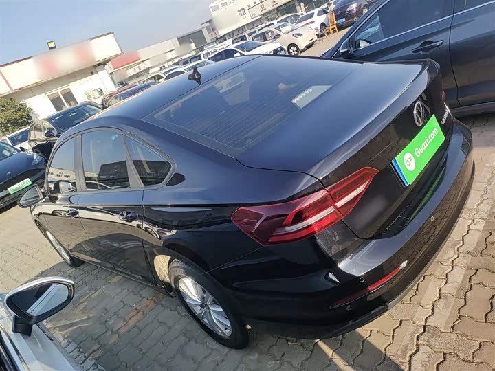 Фото 5 - Volkswagen Lavida