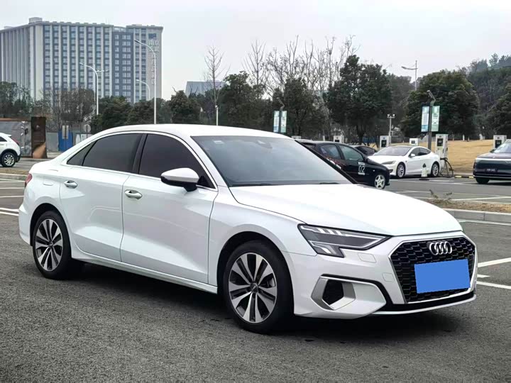 Фото 3 - Audi A3