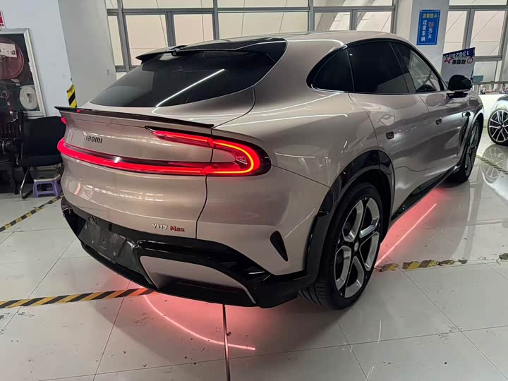 Фото 3 - Xiaomi YU7