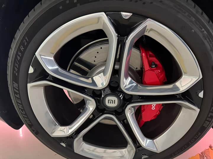 Фото 5 - Xiaomi YU7