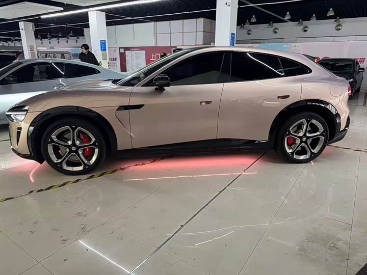 Фото 9 - Xiaomi YU7