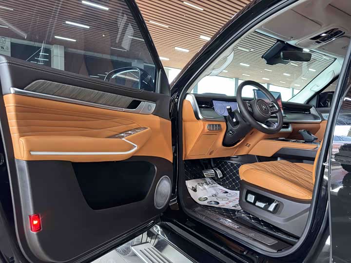 Фото 6 - Tank 500