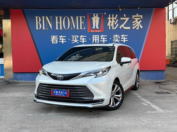 Фото 1 - Toyota Sienna