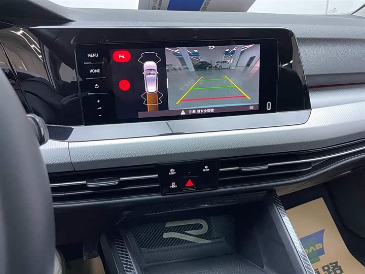 Фото 9 - Volkswagen Golf