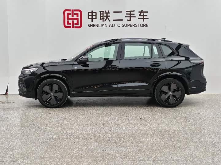 Фото 5 - Volkswagen Tiguan L Pro