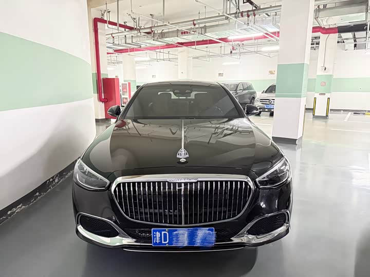 Фото 2 - Mercedes-Benz Maybach S-Class