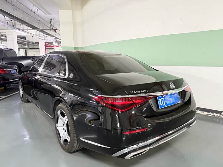 Фото 3 - Mercedes-Benz Maybach S-Class
