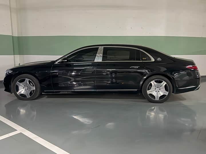 Фото 4 - Mercedes-Benz Maybach S-Class