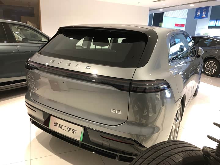 Фото 3 - Exeed Sterra ET