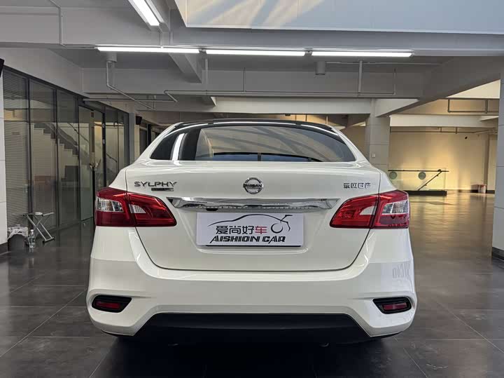 Фото 6 - Nissan Sylphy