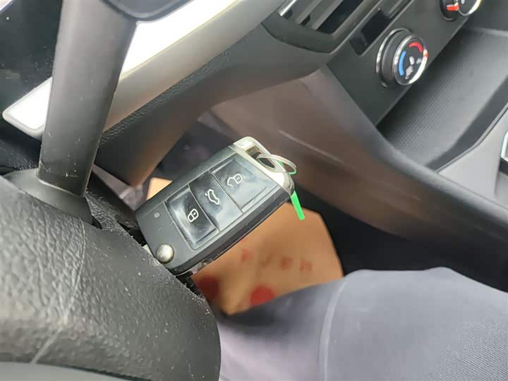 Фото 9 - Volkswagen Lavida