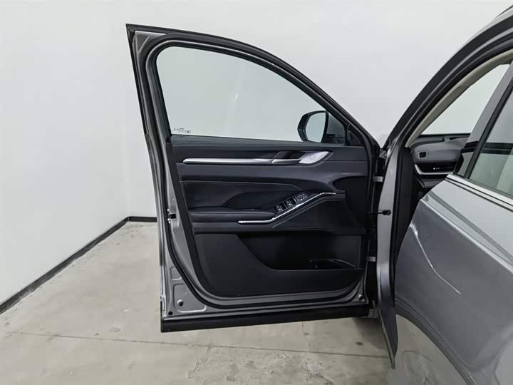 Фото 8 - Haval H6