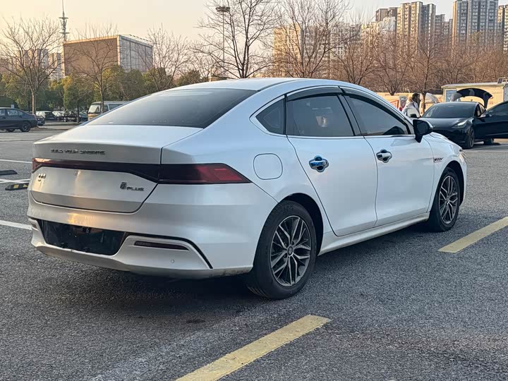 Фото 4 - BYD Qin Plus