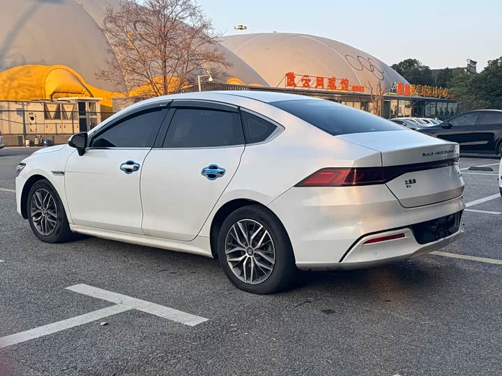 Фото 6 - BYD Qin Plus