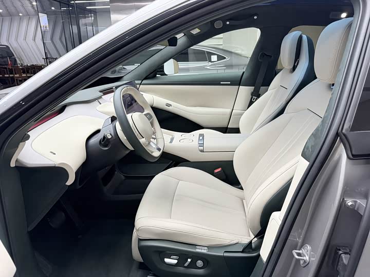 Фото 5 - Xiaomi YU7