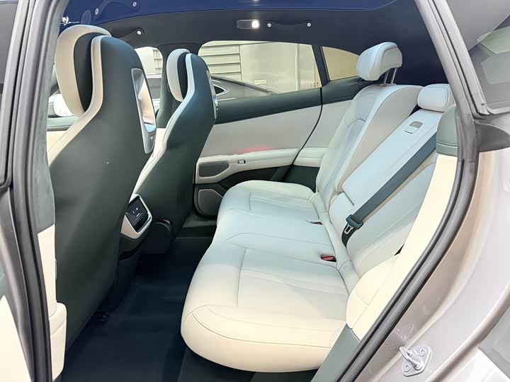 Фото 6 - Xiaomi YU7