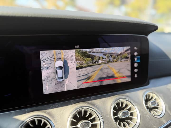 Фото 6 - Mercedes-Benz E-Class