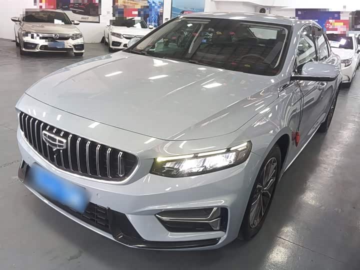 Фото 2 - Geely Preface