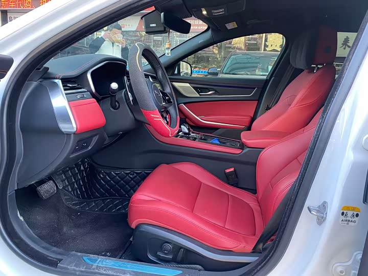 Фото 6 - Jaguar XF L