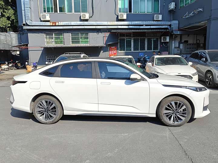 Фото 2 - Changan Qiyuan (Nevo) A05