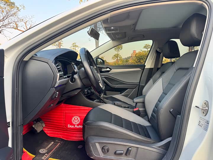 Фото 4 - Volkswagen Sagitar L