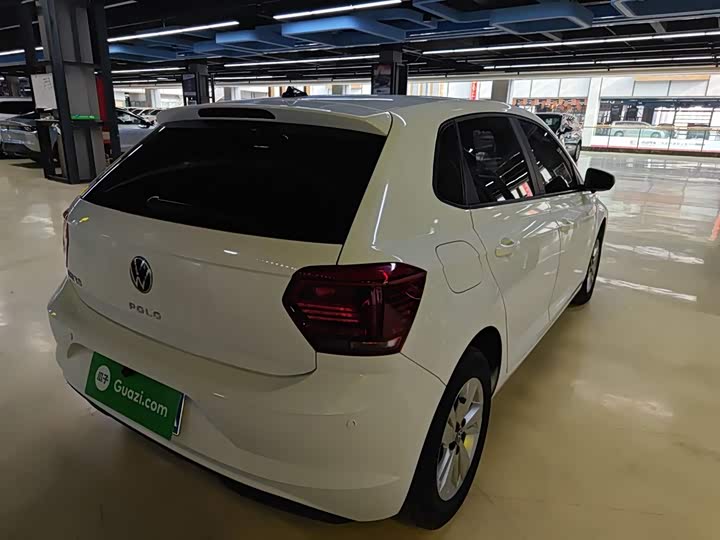 Фото 7 - Volkswagen Polo