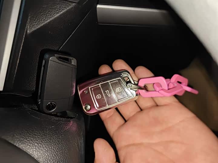 Фото 9 - Volkswagen Polo