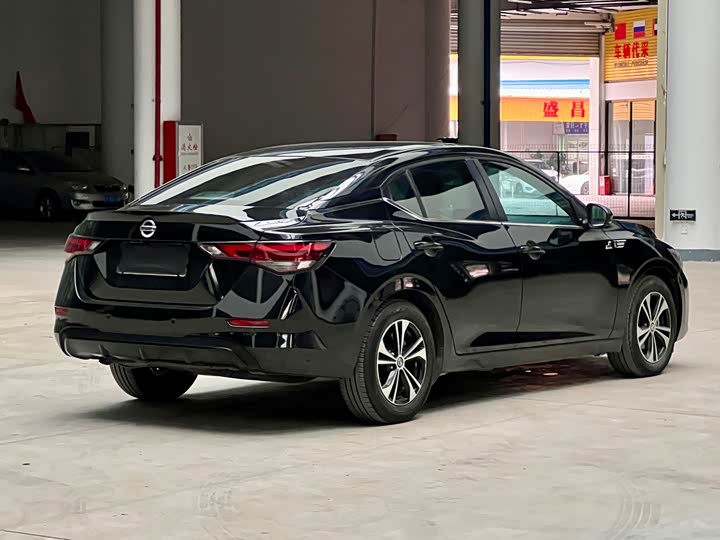 Фото 8 - Nissan Sylphy