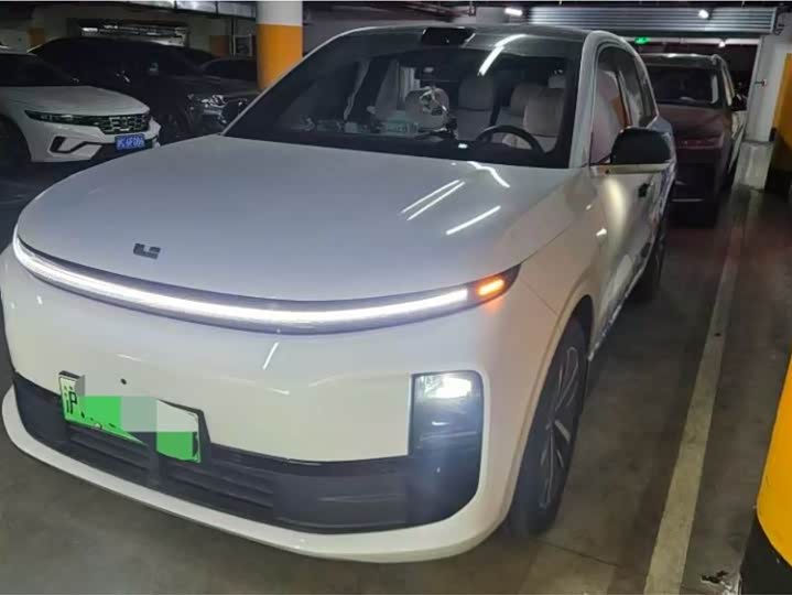 Фото 1 - LiXiang L6