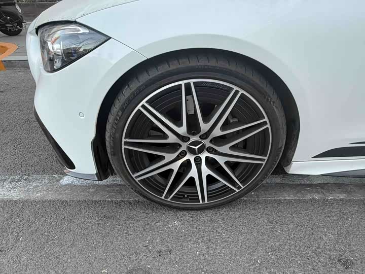 Фото 3 - Mercedes-Benz C-Class AMG