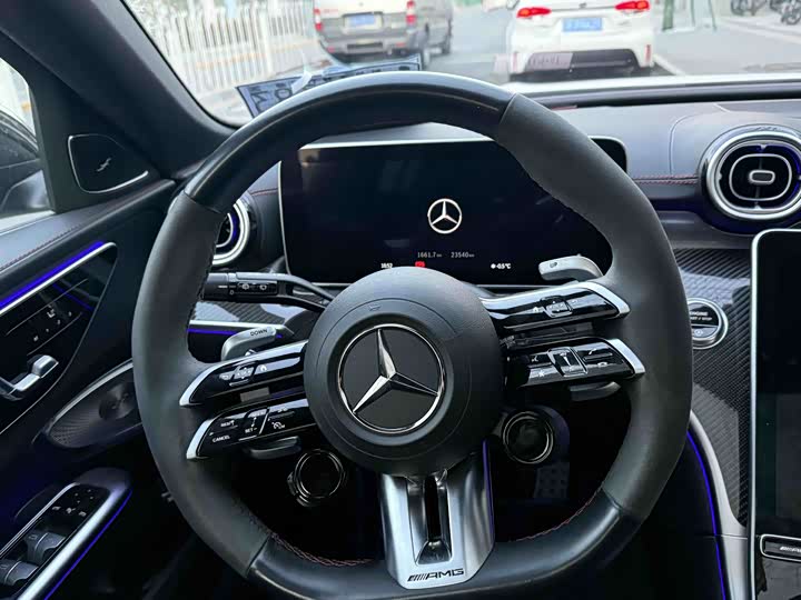 Фото 9 - Mercedes-Benz C-Class AMG