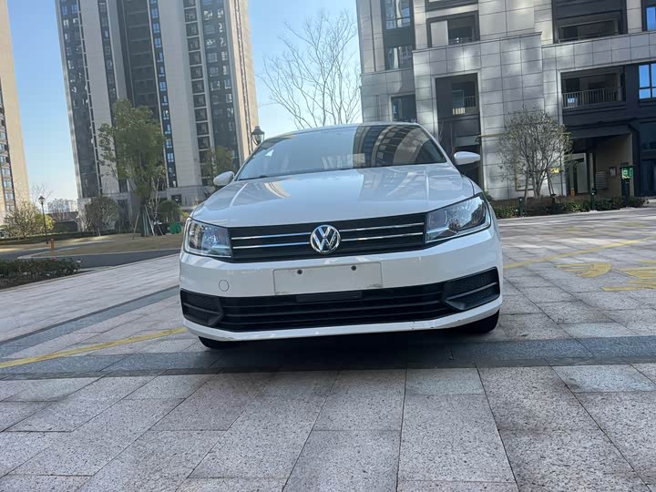 Фото 2 - Volkswagen Santana