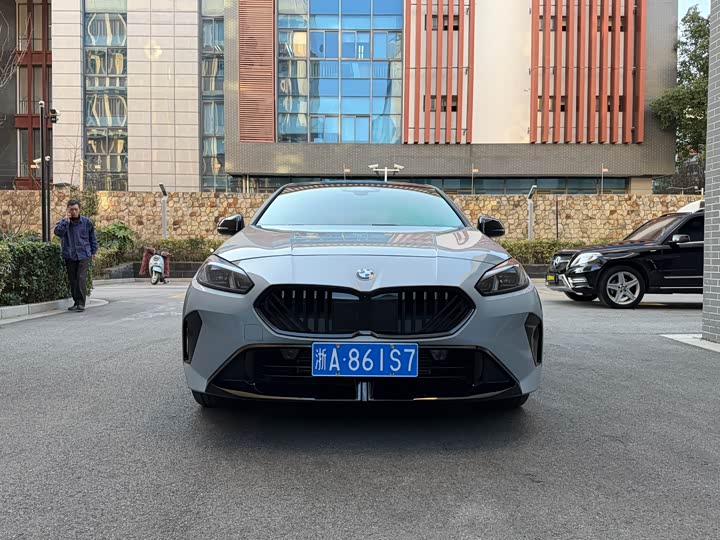 Фото 2 - BMW 2 Series