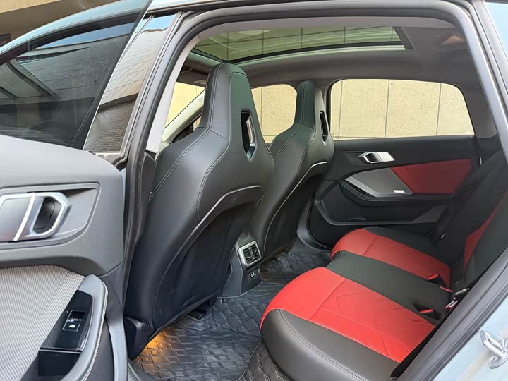 Фото 4 - BMW 2 Series