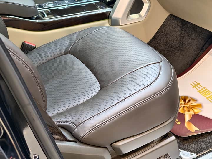 Фото 9 - Land Rover Range Rover