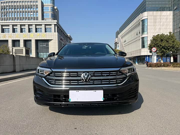 Фото 2 - Volkswagen Sagitar L