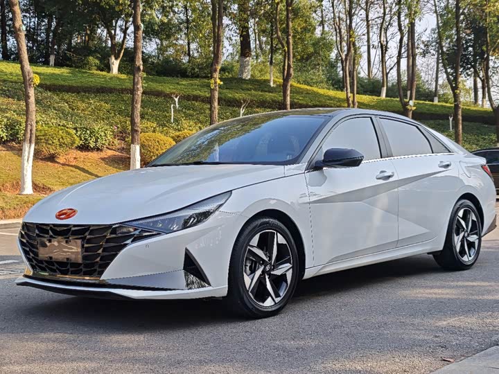 Фото 5 - Hyundai Elantra N line