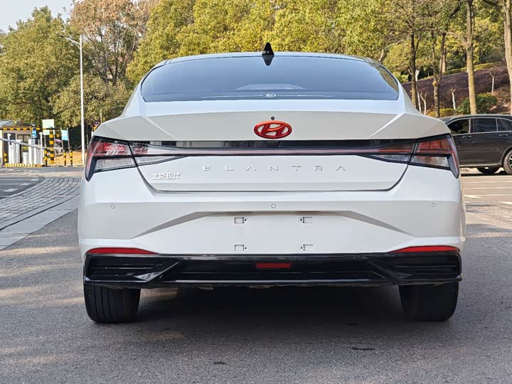 Фото 8 - Hyundai Elantra N line