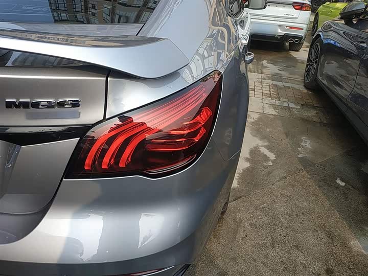 Фото 8 - MG Motor 6