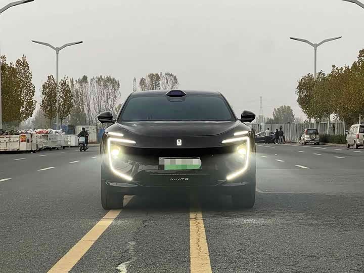 Фото 2 - Avatr 07