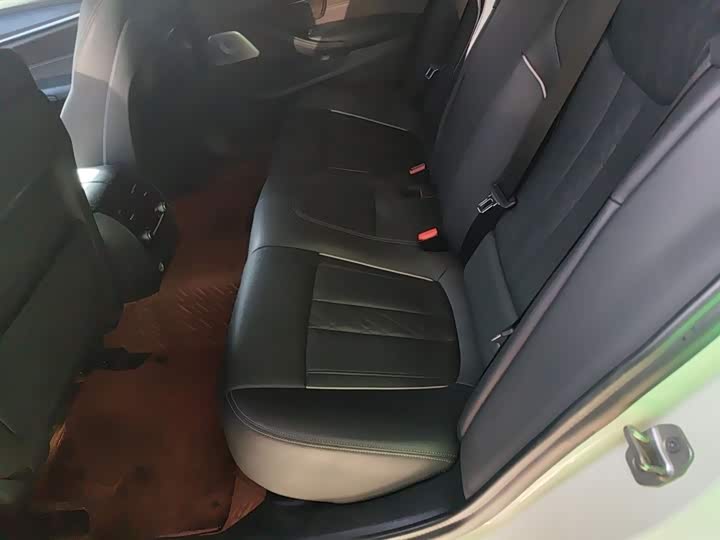 Фото 5 - BMW 5 Series