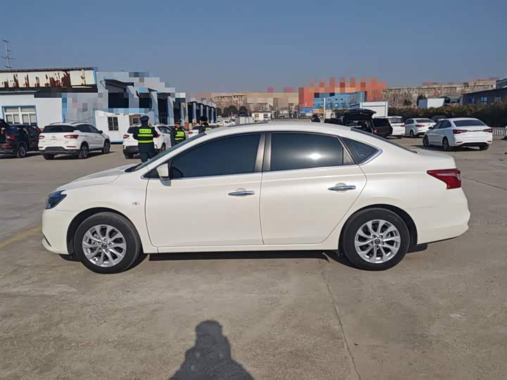 Фото 5 - Nissan Sylphy
