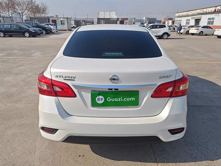 Фото 6 - Nissan Sylphy