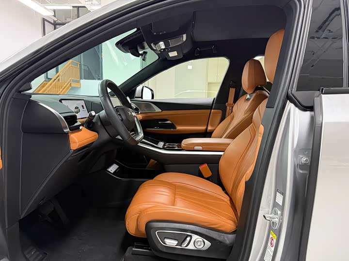 Фото 8 - XPeng G9