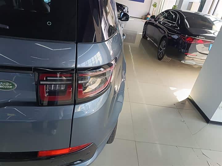 Фото 8 - Land Rover Discovery Sport