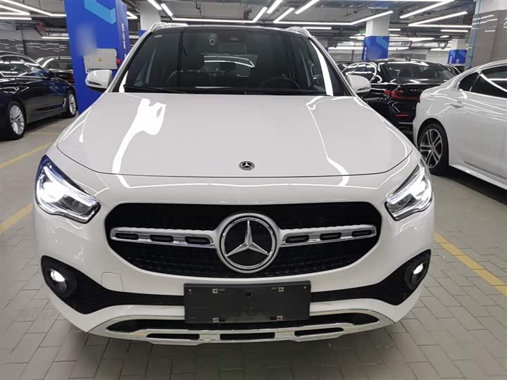 Фото 3 - Mercedes-Benz GLA-Class