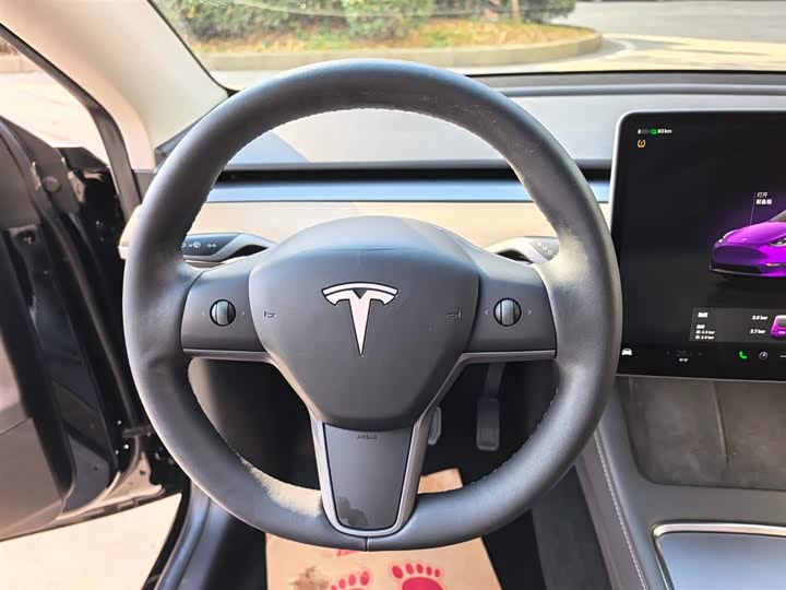 Фото 8 - Tesla Model Y